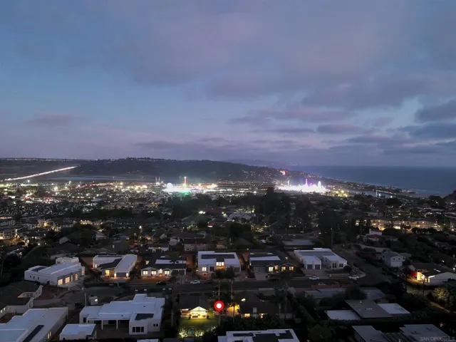 , Solana Beach, California 92075
