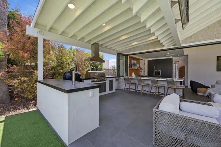 , Solana Beach, California 92075
