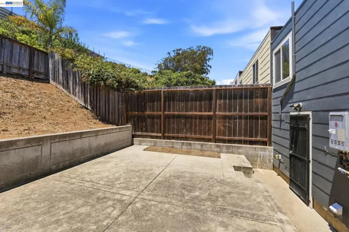 780 Goettingen St, San Francisco, California 94134