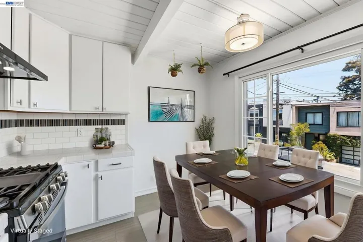 780 Goettingen St, San Francisco, California 94134
