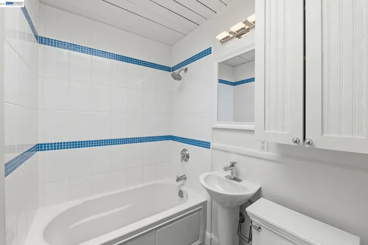 780 Goettingen St, San Francisco, California 94134