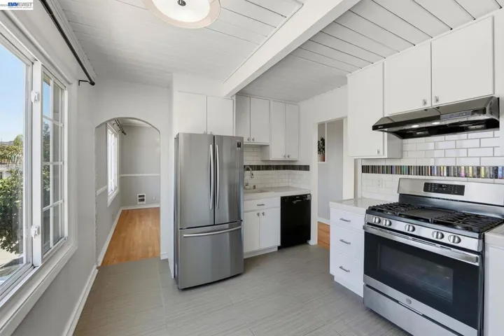 780 Goettingen St, San Francisco, California 94134