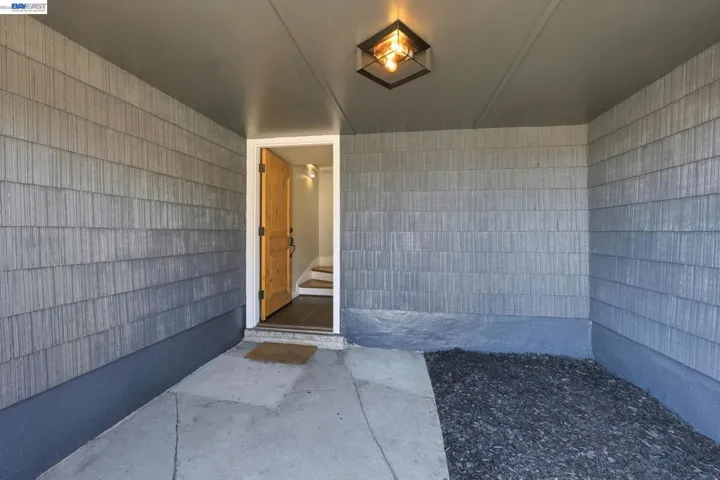 780 Goettingen St, San Francisco, California 94134