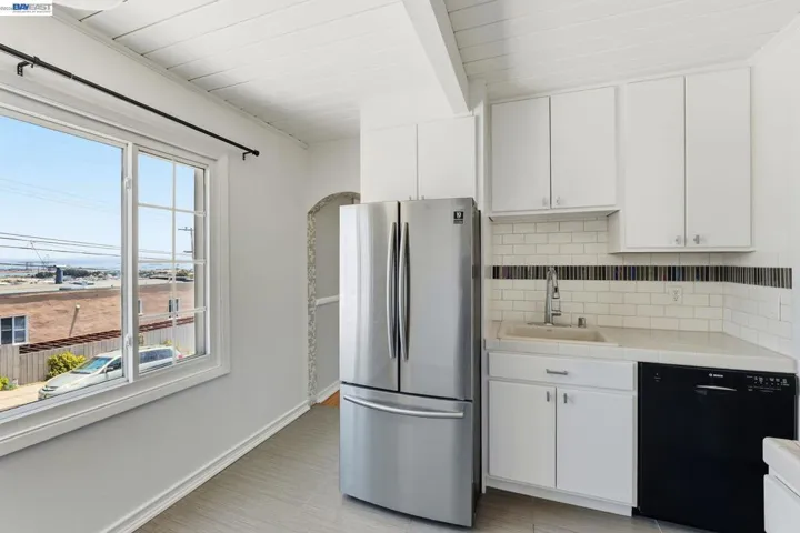 780 Goettingen St, San Francisco, California 94134