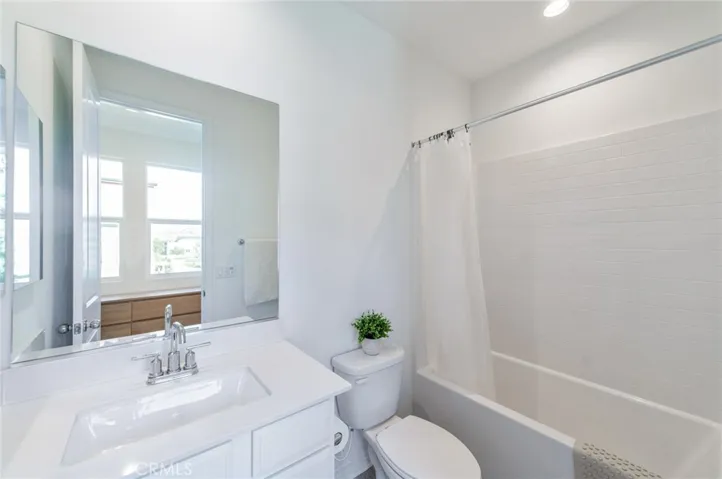 128 Keeper, Irvine, California 92618