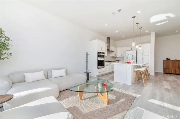 128 Keeper, Irvine, California 92618