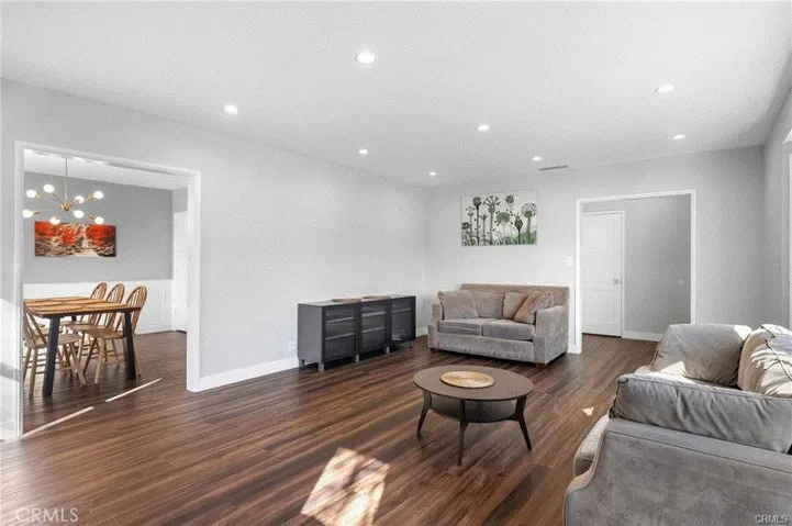 505 Cambridge Drive, Burbank, California 91504