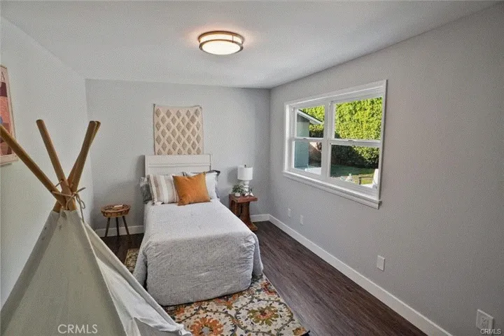 505 Cambridge Drive, Burbank, California 91504