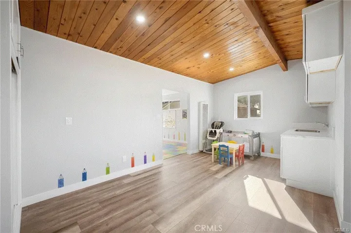 505 Cambridge Drive, Burbank, California 91504