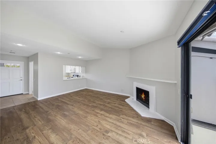 Looking at kitchen/dinning area
