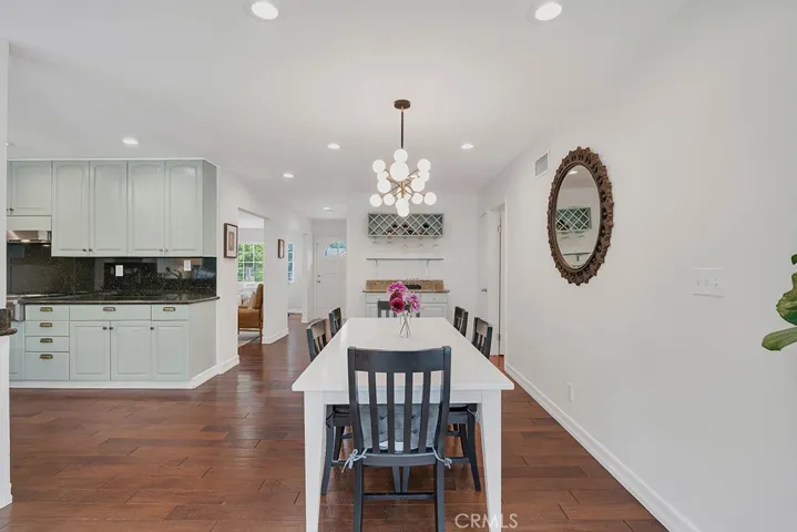 24336 Hartland Street, West Hills, California 91307