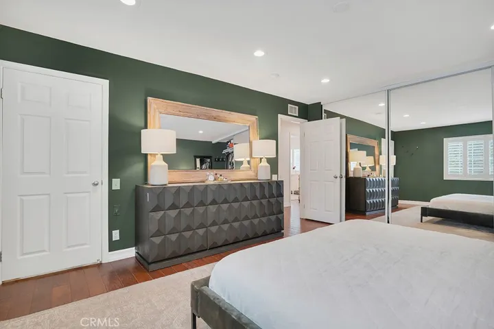24336 Hartland Street, West Hills, California 91307