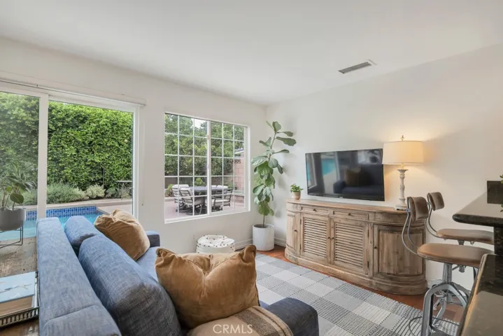 24336 Hartland Street, West Hills, California 91307