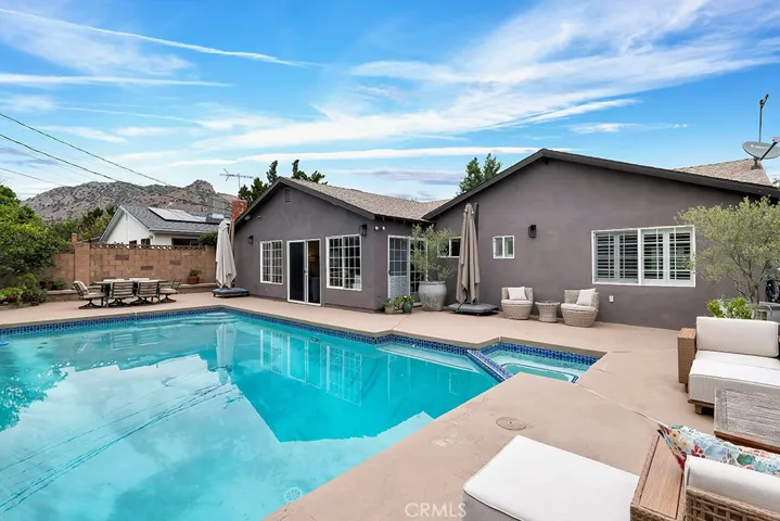 24336 Hartland Street, West Hills, California 91307