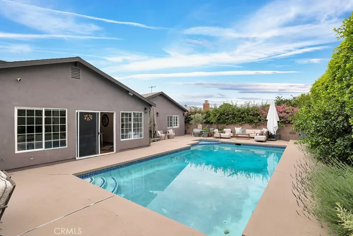 24336 Hartland Street, West Hills, California 91307