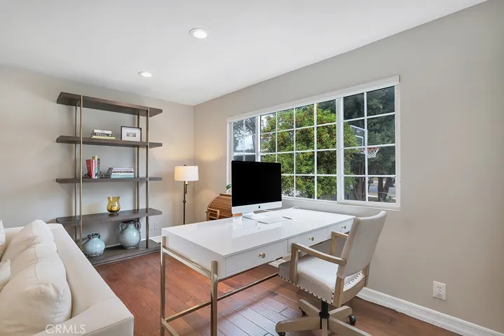 24336 Hartland Street, West Hills, California 91307