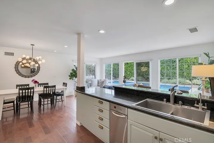 24336 Hartland Street, West Hills, California 91307