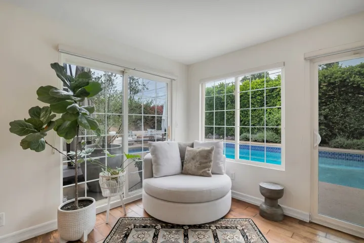 24336 Hartland Street, West Hills, California 91307