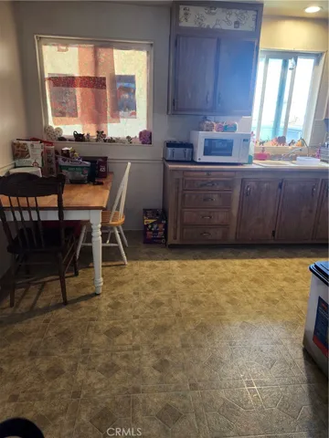 Breakfast area in kitchen