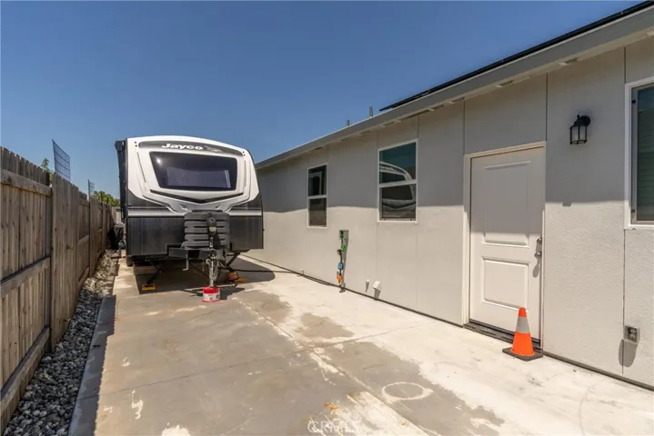 Large RV Parking