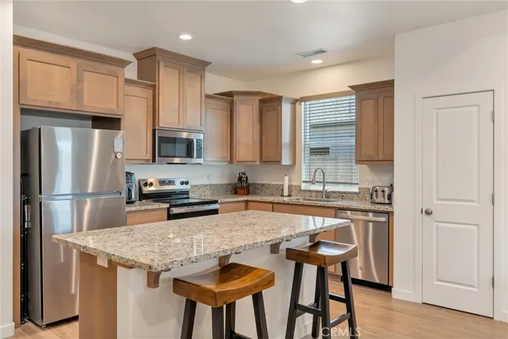 Kitchen with Island
