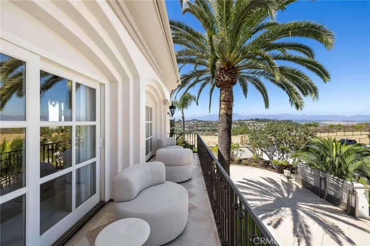 11 O Hill Rdg, Laguna Niguel, California 92677