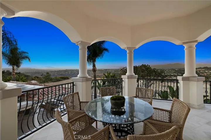 11 O Hill Rdg, Laguna Niguel, California 92677