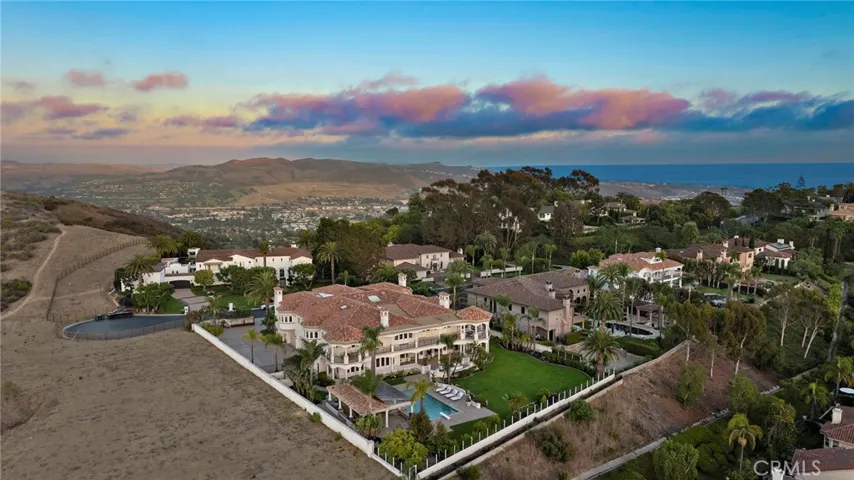 11 O Hill Rdg, Laguna Niguel, California 92677