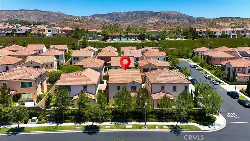 125 Della, Irvine, California 92602
