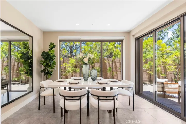 125 Della, Irvine, California 92602