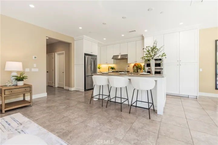125 Della, Irvine, California 92602