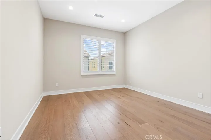 125 Della, Irvine, California 92602