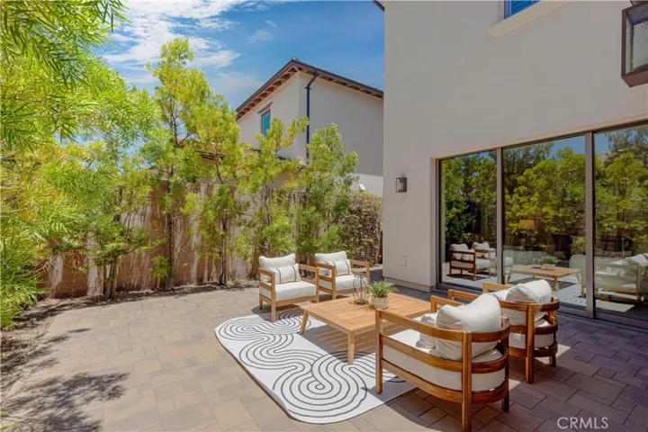 125 Della, Irvine, California 92602