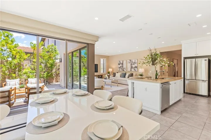 125 Della, Irvine, California 92602