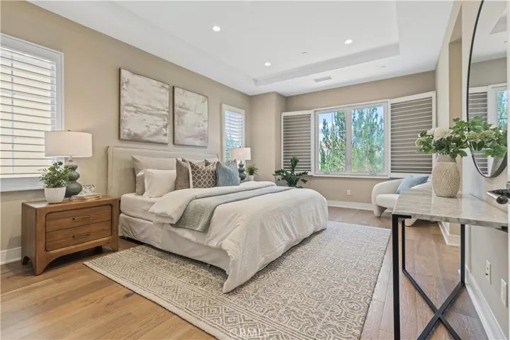 125 Della, Irvine, California 92602