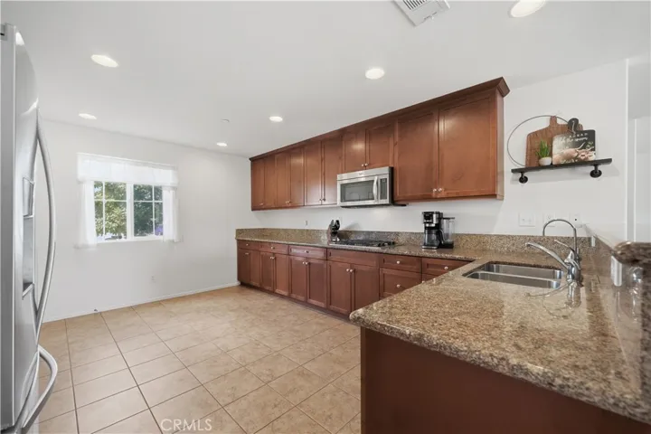 3439 Joshua Tree Court, Perris, California 92570