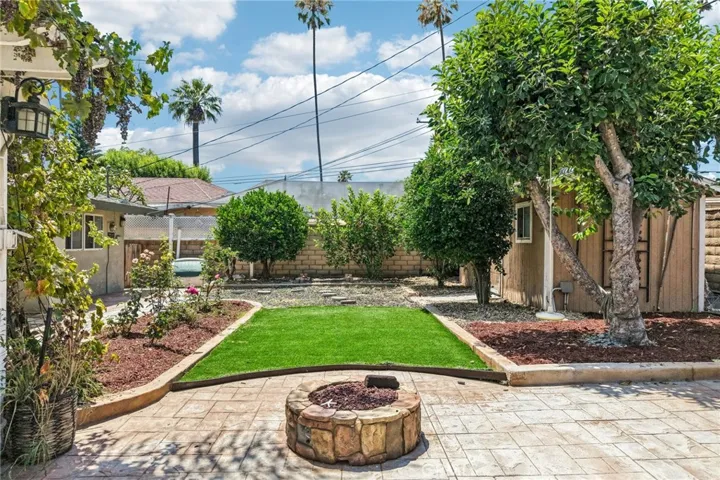 17316 Hawthorne Avenue, Fontana, California 92335