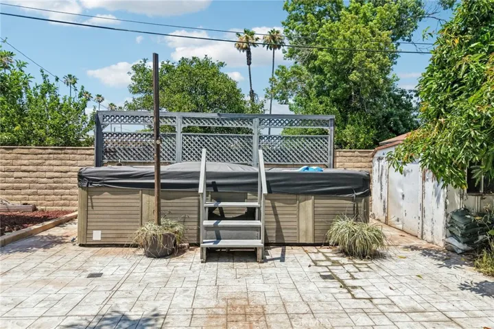 17316 Hawthorne Avenue, Fontana, California 92335