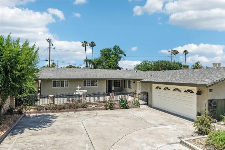 17316 Hawthorne Avenue, Fontana, California 92335