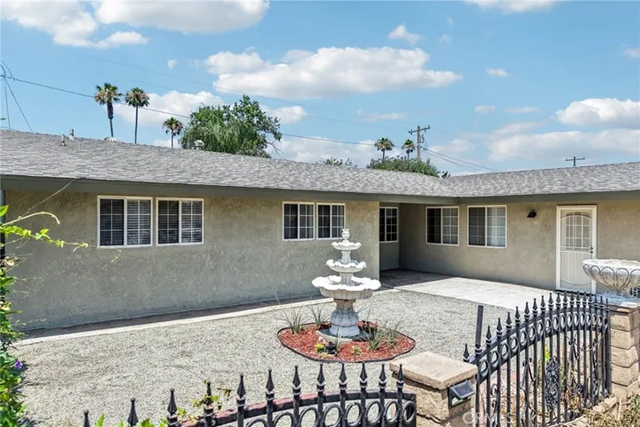 17316 Hawthorne Avenue, Fontana, California 92335