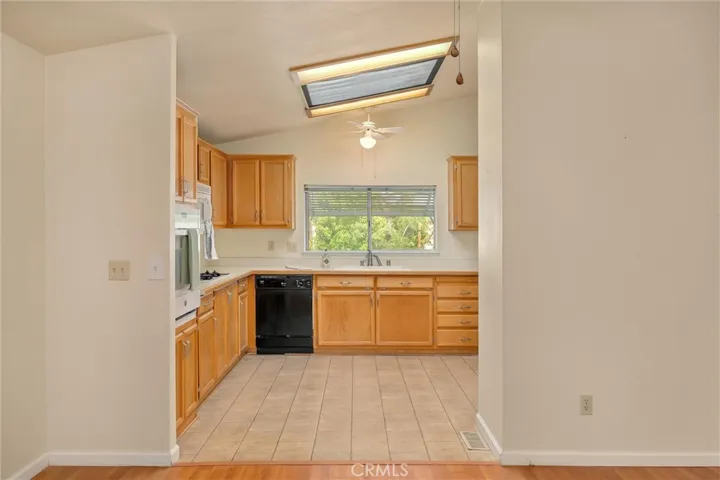 2050 207 Springfield Drive, Chico, California 95928