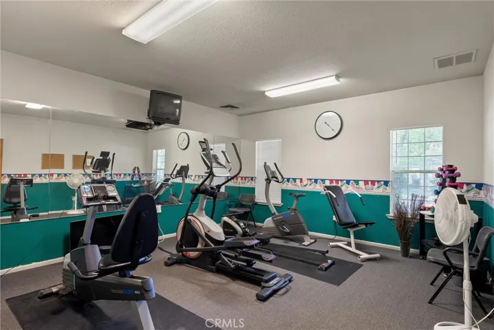 2050 207 Springfield Drive, Chico, California 95928