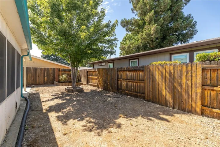 2050 207 Springfield Drive, Chico, California 95928