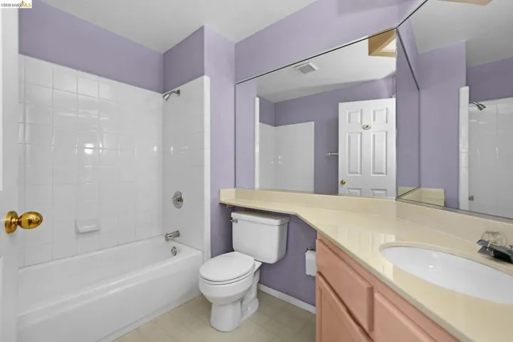 21103 Gary Dr 307d, Hayward, California 94546