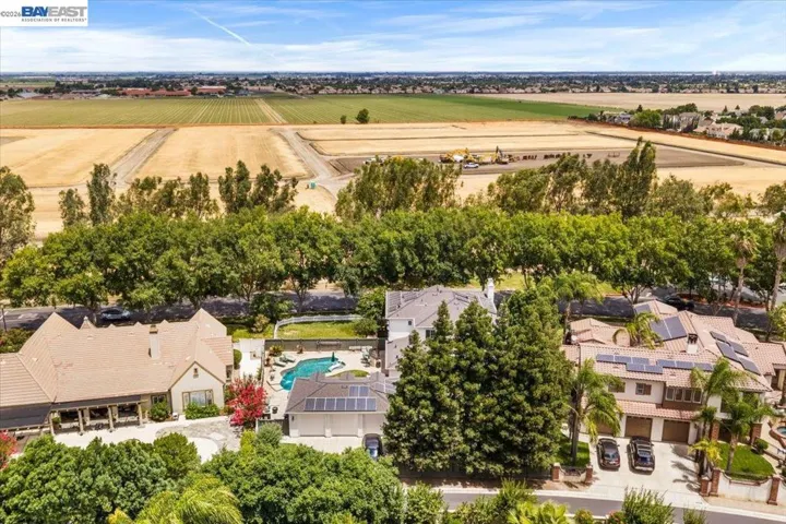 3064 Redbridge Rd, Tracy, California 95377