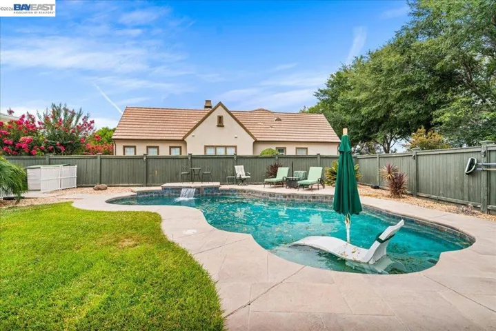 3064 Redbridge Rd, Tracy, California 95377