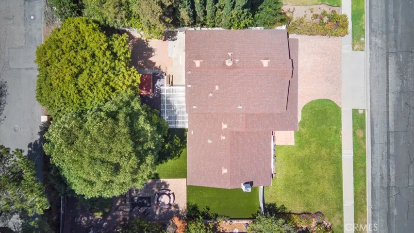 135 Lupe Avenue, Newbury Park, California 91320