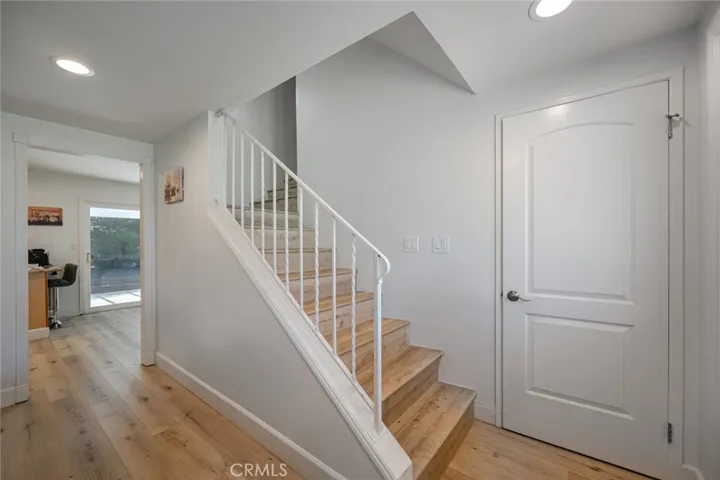 135 Lupe Avenue, Newbury Park, California 91320