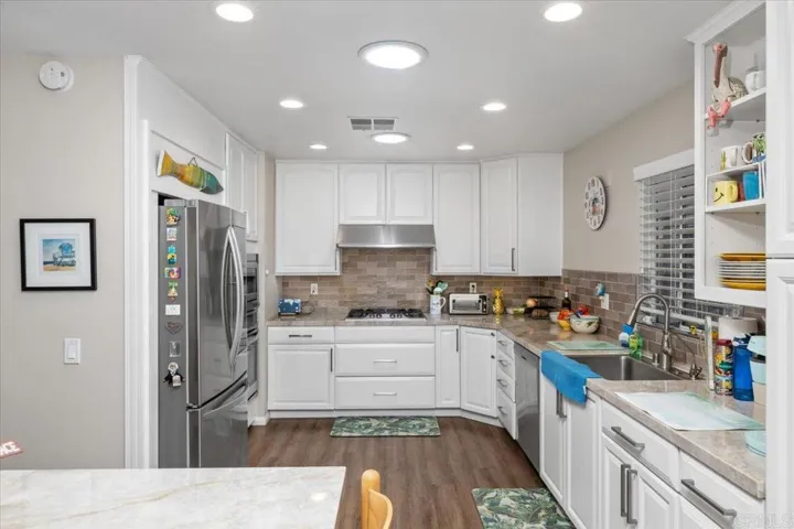 5180 Don Rodolfo Drive, Carlsbad, California 92010