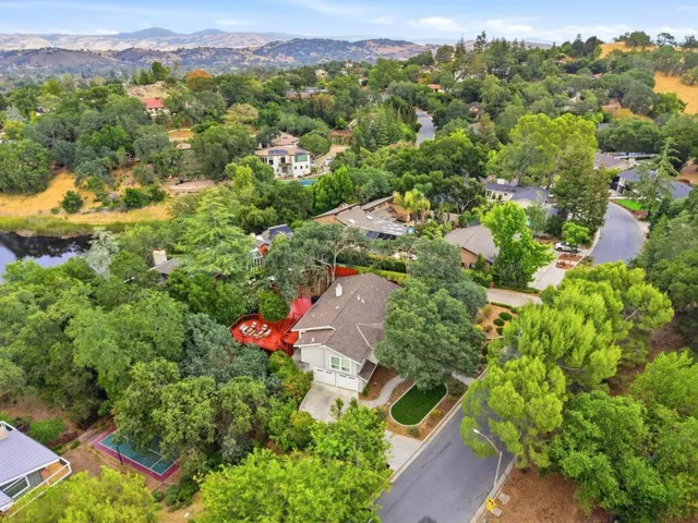 7111 Wooded Lake Drive, San Jose, California 95120